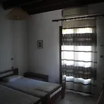 Konukevi Chania 3*