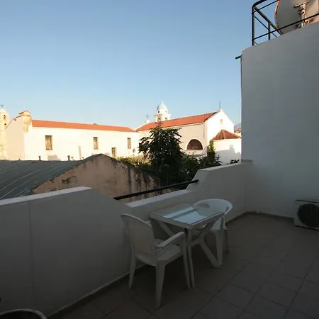 Konukevi Chania