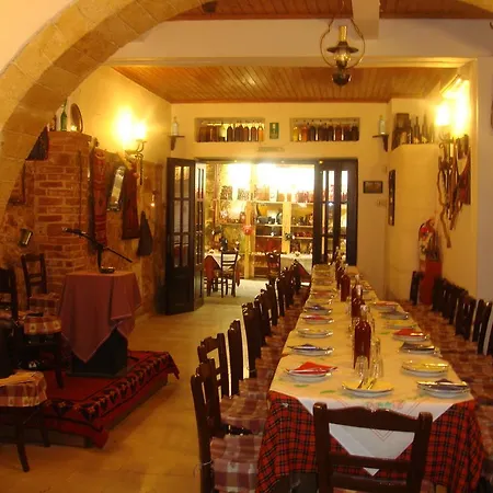 Chania 3*