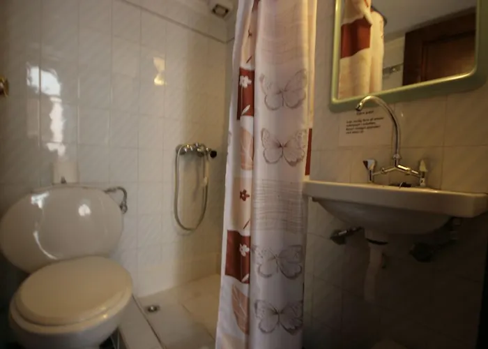 Chania ゲストハウス ハニア