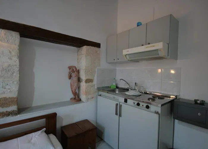 Chania ゲストハウス