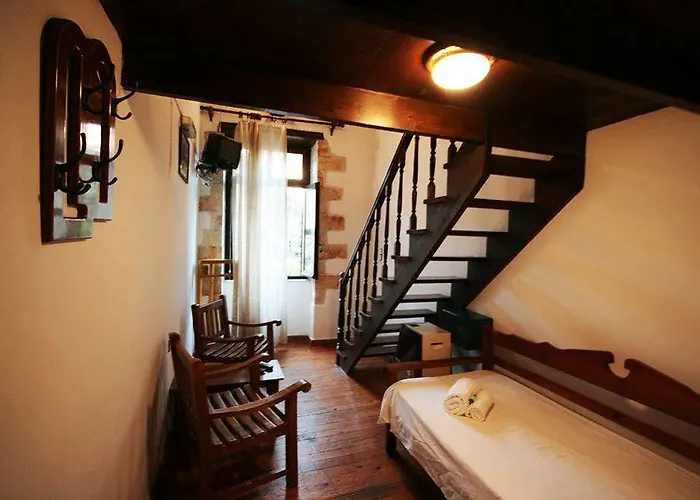 Chania ゲストハウス ハニア