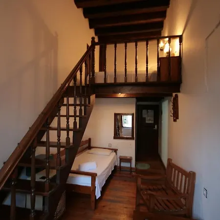 Chania Πανσιόν 3*